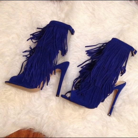 BNIB Blue Fringed Heels - Picture 4 of 4